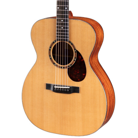 Eastman Traditional Series E2OM