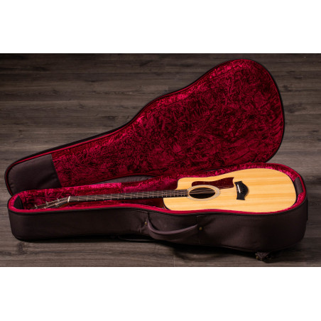 Taylor 210ce